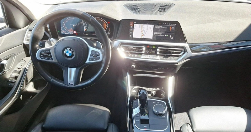 BMW Seria 3 cena 99900 przebieg: 211505, rok produkcji 2020 z Swarzędz małe 301